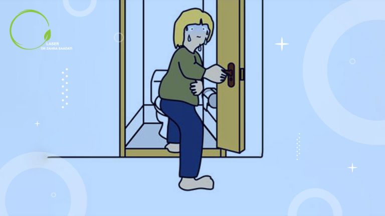 خانمی که دچار درد ناگهانی مقعد و تیر کشیدن مقعد است و به توالت می رود